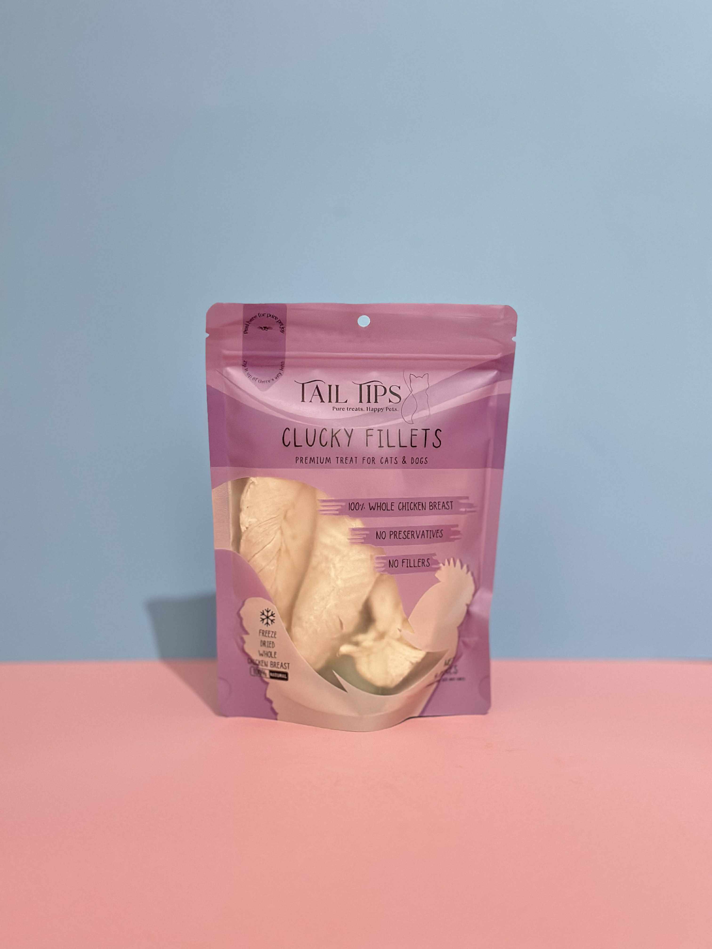 Clucky Filets - 100% Freeze-Dried Chicken Breast Treats | Pure & Natural | Tail Tips UK | 4pcs pack